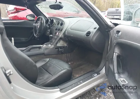 2008 Pontiac Solstice z USA, uszkodzony, nr VIN 1G2MC35B28Y111672